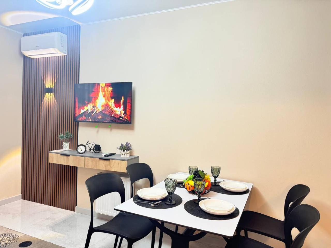 Apartment 2 4 You, Flat 179