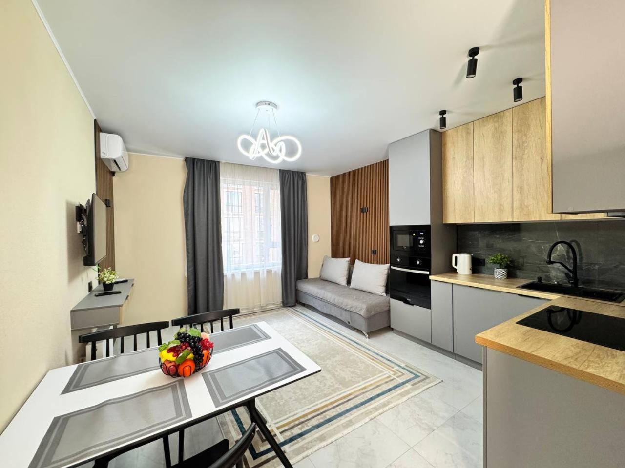 2 4 You, Flat 179 Apartment Almaty